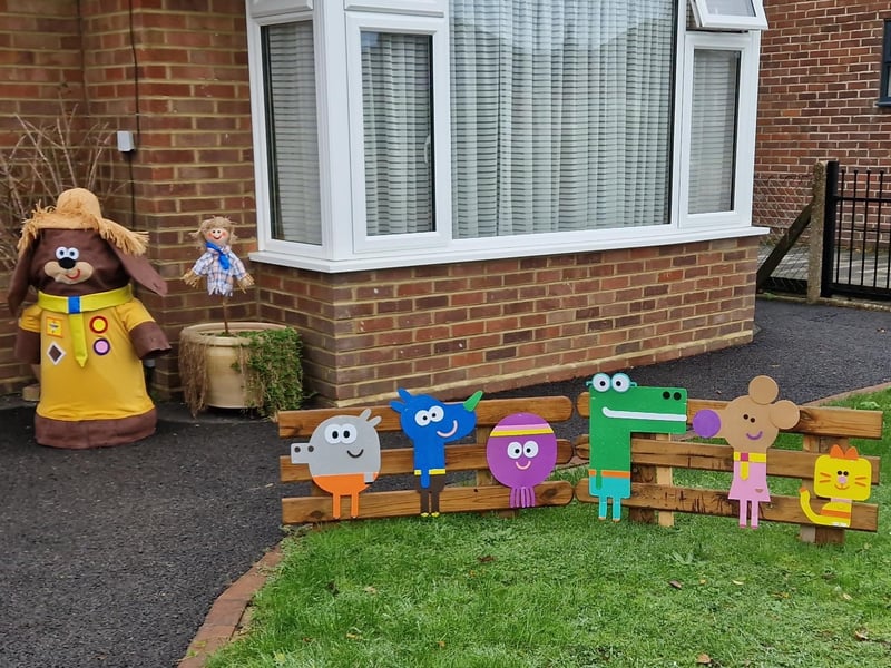 Ferring Scarecrow Festival from October 26 to November 3, 2024, is a feast for the eyes and the senses, with interactive displays and comical scenes to delight and amuse people of all ages. Purchase a map for £1 at The Orange Tree and support the fundraising for The Community Dementia Hive at Beehive Care in Ferring.