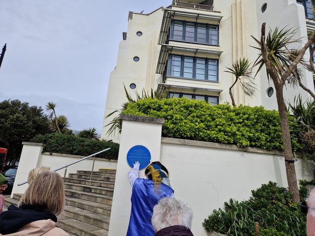 Worthing town crier Bob Smytherman launched his new walk on Tuesday, April 2, followed by afternoon tea at Worthing Town Hall to raise money for the mayor's charities, Broadwater Support Group and Community Hub, CYCALL inclusive cycling and the Parkinson's UK Worthing and Washington Group. Using information provided by The Worthing Society, Bob led a group of around 20 people on a three-hour walk around the town centre and seafront, giving many stories of the area's history en route.
