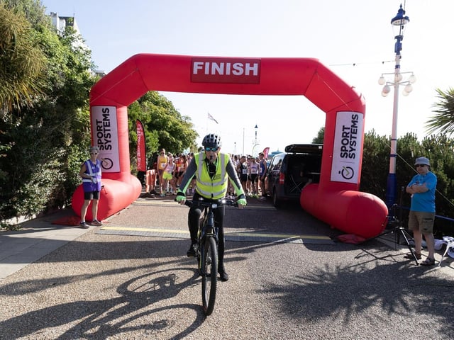 The seventh annual Eastbourne 10k took place in glorious sunshine