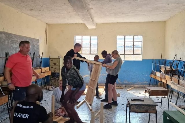 More than 20 Chichester College Group students and staff have spent an emotional fortnight in Kenya as they travelled to The Walk Centre in Nakuru to support the running of the centre.