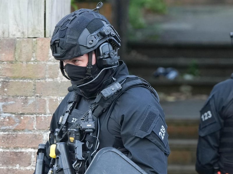 East Sussex car fire and fight sparks armed police search