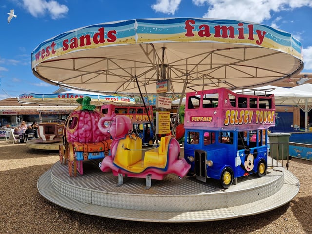 We tried out a family weekend break at Seal Bay Resort in Selsey. We stayed in a platinum caravan and experienced a host of activities and entertainment across the seaside West Sussex site.