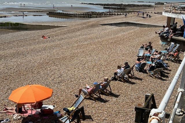 Hastings enjoys sunny Saturday