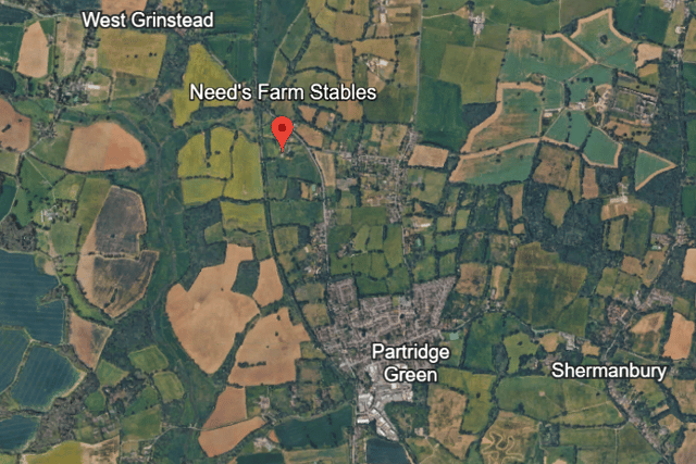 The application proposes a 44.64kW ground-mounted solar array, arranged in two rows, on land south of Need’s Farm House, off Steyning Road. Photo: Google Earth