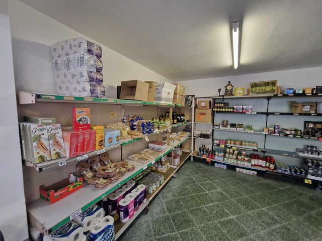 An Italian food shop, which has been the pillar of a community in Worthing, is set to close after nearly 60 years in the town.