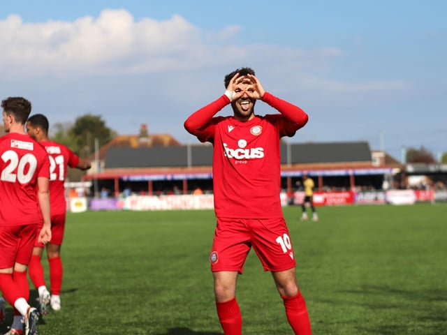 Worthing beat Maidstone in the National South play-off semi-final at a packed Woodside Road
