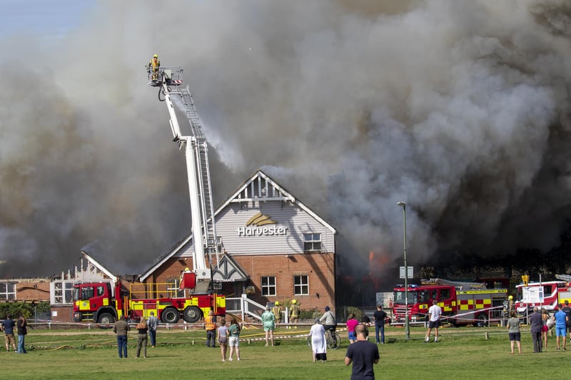 Crews are currently in attendance tacking the huge fire at the Harvester restaurant. Residents have been told to avoid the area and keep doors and windows closed. Photo credit: https://barnsite.picfair.com/