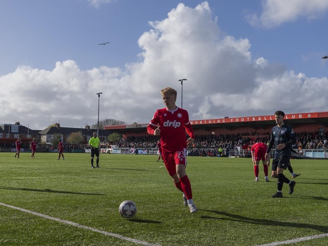 Worthing v Dagenham and Redbridge, National South