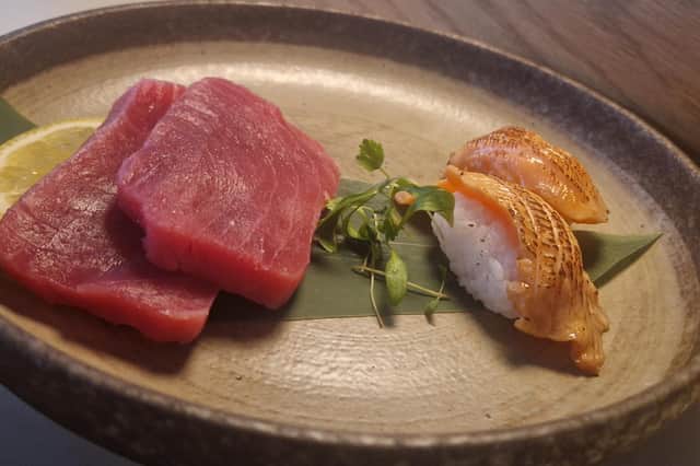 Tuna sashimi and salmon nigiri at Fumi