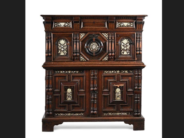 Estimate: £1,200-£1,800