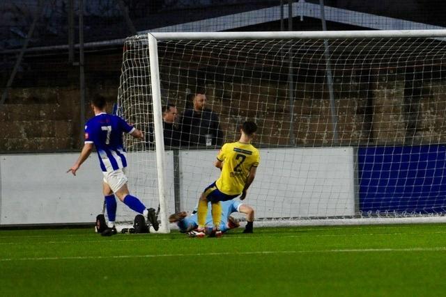 Lancing v East Grinstead Town, Isthmian south east division