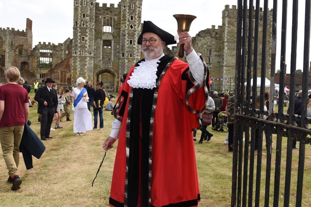 Midhurst Town Crier, John Travers at the Queen's Jubilee celebrations at the Cowdray Ruins. Picture: Liz Pearce 04/06/2022