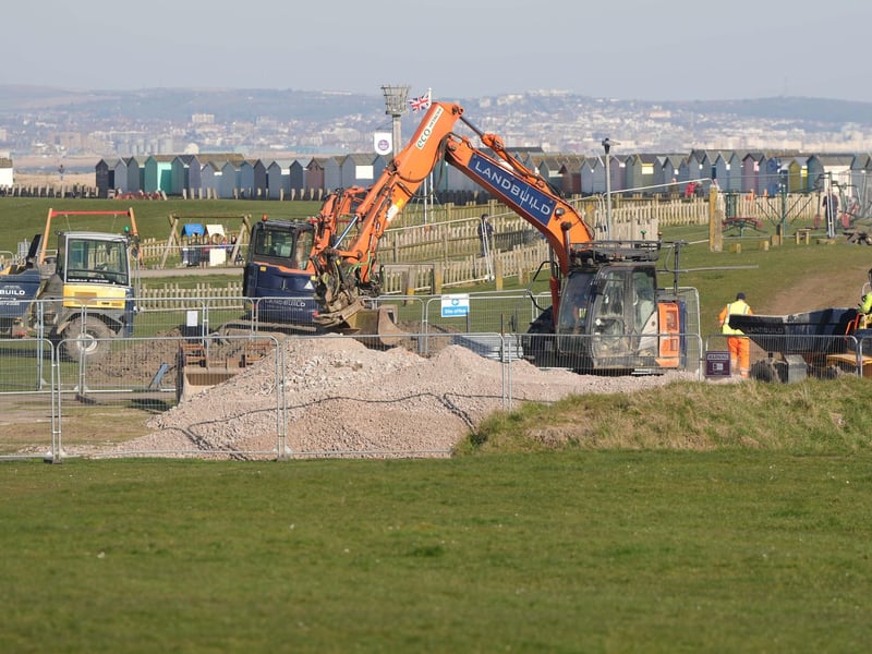 BEACH GREEN LANCING WORKS : New photos show how works are progressing on a ‘new segregated cycle path’ in Lancing.