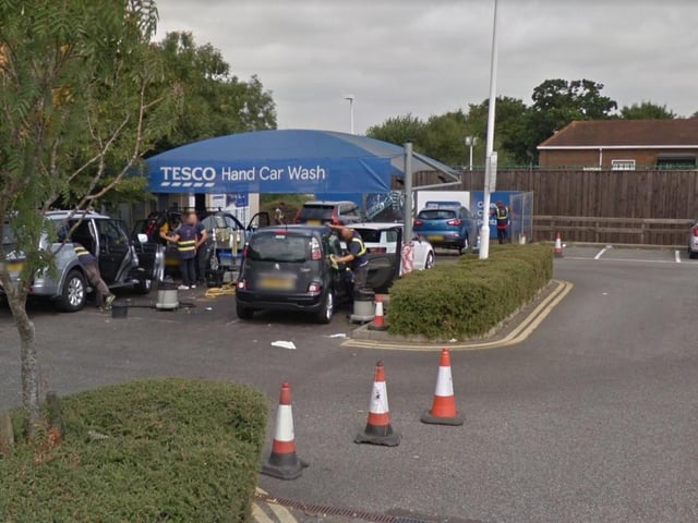 Waves Hand Car Wash can be found in the car park of Tesco in Jane Murray Way, Burgess Hill. It has an overall rating of 3.8 stars from 24 Google reviews.