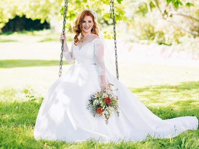 Vanity Flair Boutique in Ferring offers new and pre-loved wedding dresses and occasion wear in a wide range of sizes, and sales are commission based