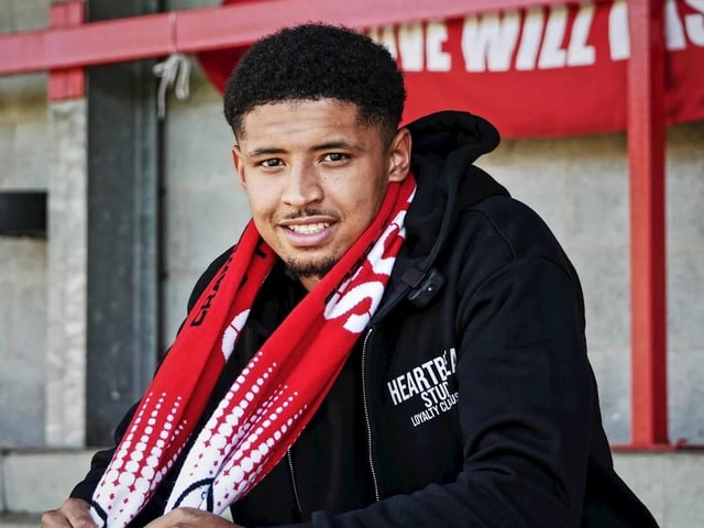 Crawley full-back Travis Johnson has pace to burn on FIFA 23. The ex-Crewe defender 80 acceleration, 78 pace, and 76 sprint speed