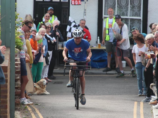 Hastings Old Town Carnival Week 2022: Bike Race. Photo by Roberts Photographic.