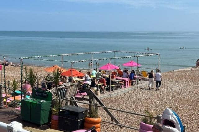 Hastings enjoys hot weather