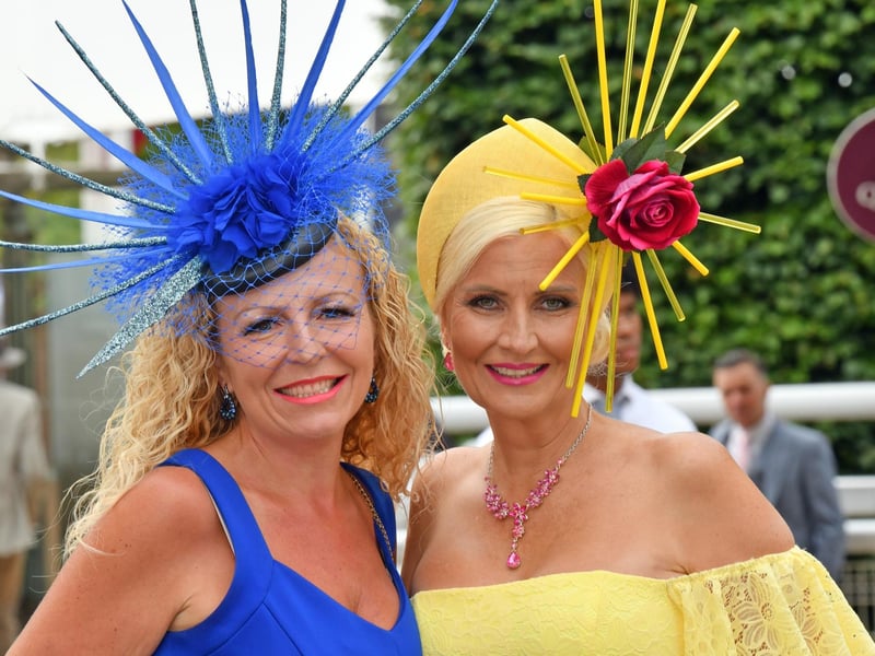 QATAR GOODWOOD THURSDAY
GOODWOOD, CHICHESTER
ENGLAND
JULY 28th 2022
PHOTOGRAPHER: Malcolm Wells
Meeting: QATAR GOODWOOD FESTIVAL MEETING
THIRD DAY
Often defined as 'Ladies Day' and this year the sun shone all day to show the fashions to the very best !
Picture: Malcolm Wells
Professional Photographer
E: malcolmrichardwells@gmail.com:Images from Ladies' Day at Glorious Goodwood - the Qatar Goodwood Festival - in 2022