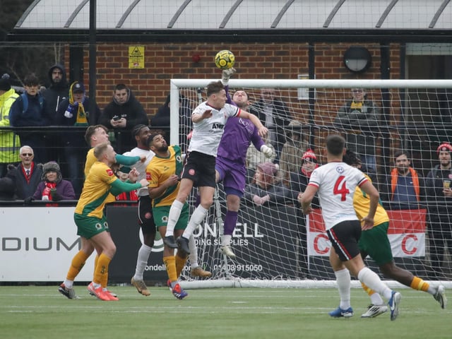 Promotion-chasing Horsham FC were held to a 1-1 draw at home by visiting Chatham Town