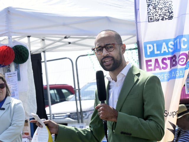Spring Water Festival Eco Fair on Western Lawns (Photo by Jon Rigby)