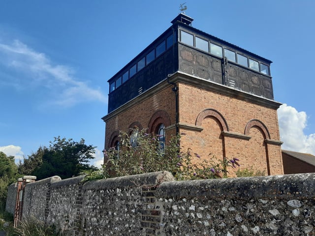 I returned to Foredown Tower for the start of this section