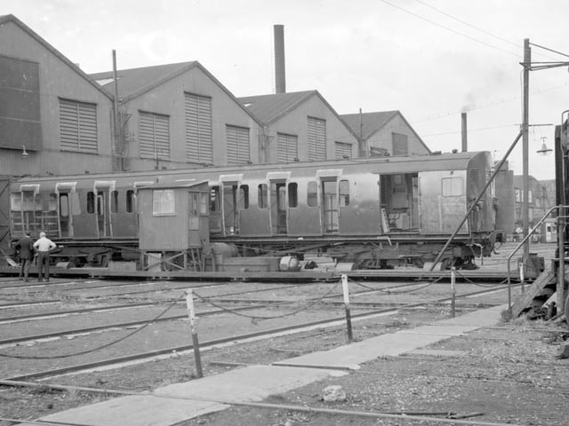 A carriage on the traverser at Lancing Carriage Works in August 1963