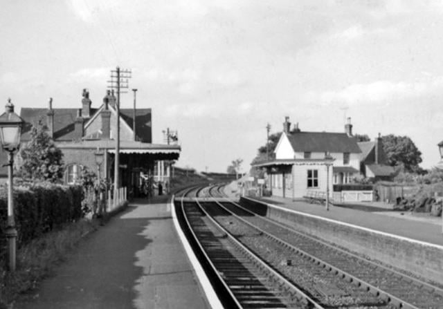 Barcombe Mills station, on The Wealden Line, was opened in 1858 and closed in 1969. The station is actually situated almost a mile to the south-east of Barcombe village.
It was always a popular station for anglers who were able to fish for trout in the nearby River Ouse. The station buildings are now private homes.