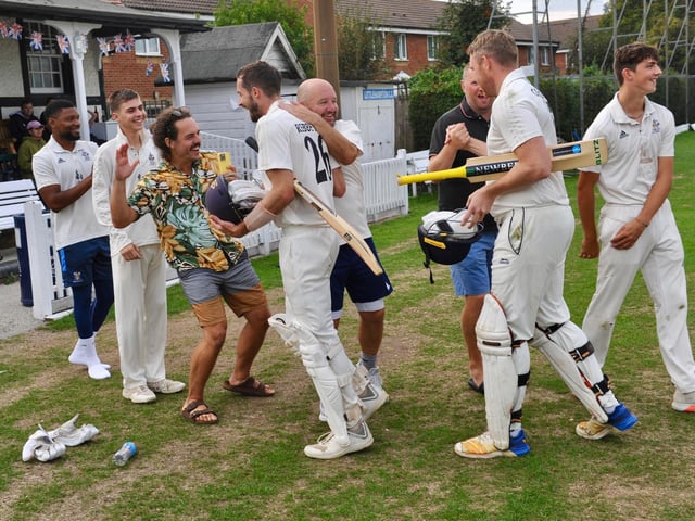 Worthing CC win the Division 3 West title with a win at Littlehampton CC