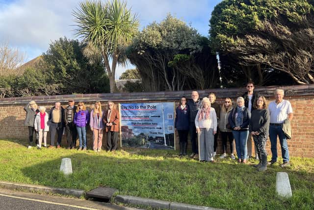 East Preston residents held a campaign day on Saturday, November 12 at the site of the proposed ‘massive MIMO monopole’. More than 250 people signed petitions, opposed to the proposal.