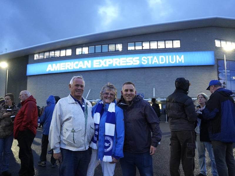 Brighton v AEK