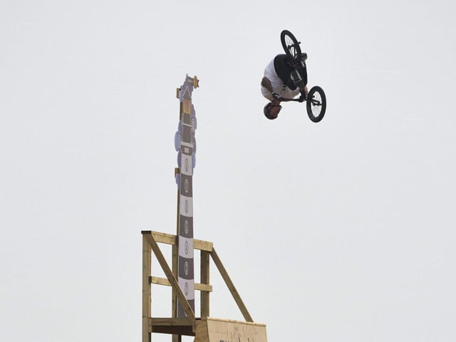 The Swatch Battle Of Hastings presented by Source BMX in Hastings, East Sussex. Rail Jam: Photo by George Marshall.