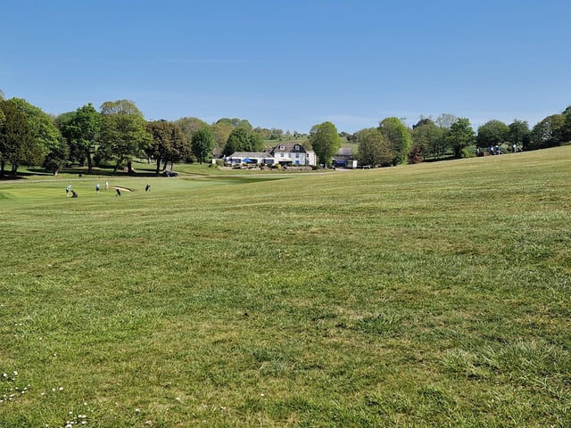 We tried out a golf lesson at the stunning Worthing Golf Club