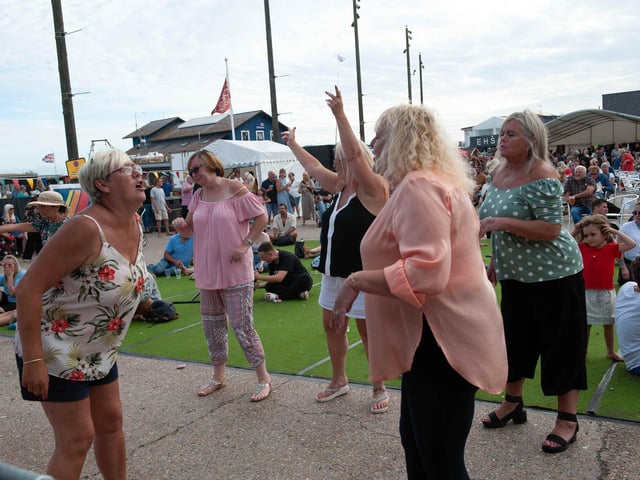 Hastings Old Town Carnival Week 2022: Nearly on the Beach Concert. Photo by Frank Copper