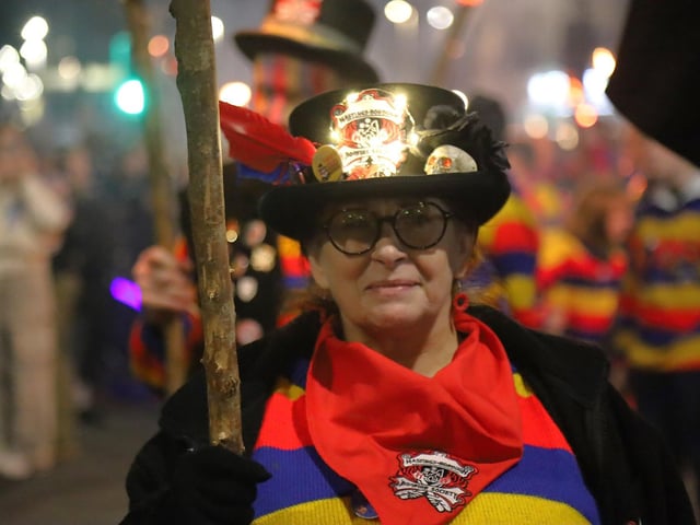 Hastings Bonfire 2025. Photo by Andrew Clifton.