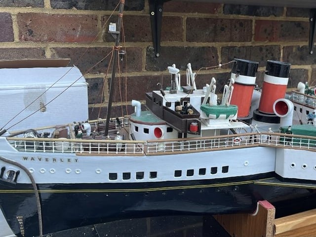 Mr Butchers' model of PS Waverley