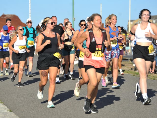 Littlehampton 10K 2026. HR26090601 Pic Hollie Robards/Iconic Media Group