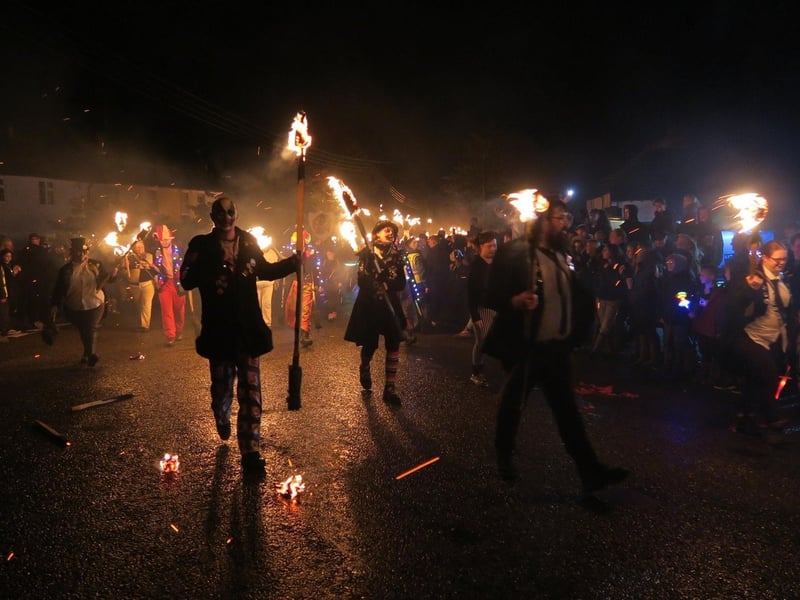 Ewhurst & Staplecross Bonfire 2023. Photo by Andrew Clifton.