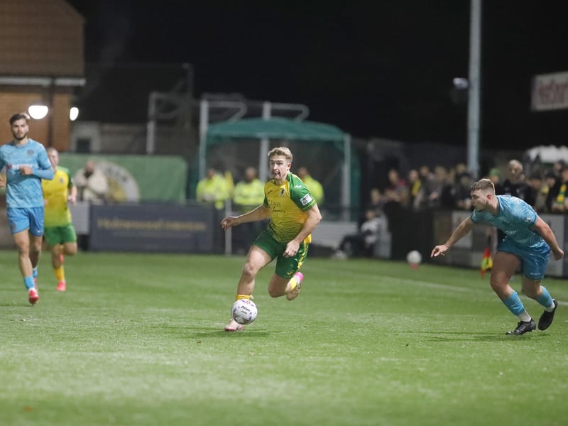 Horsham v Dover Athletic, National League South