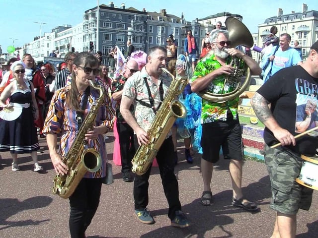 Frock Up Friday in Hastings