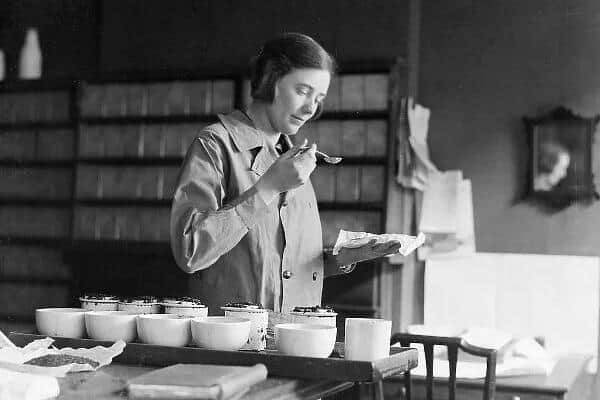 Miss Margaret Irving was well known across the world as the first female tea-taster in Britain