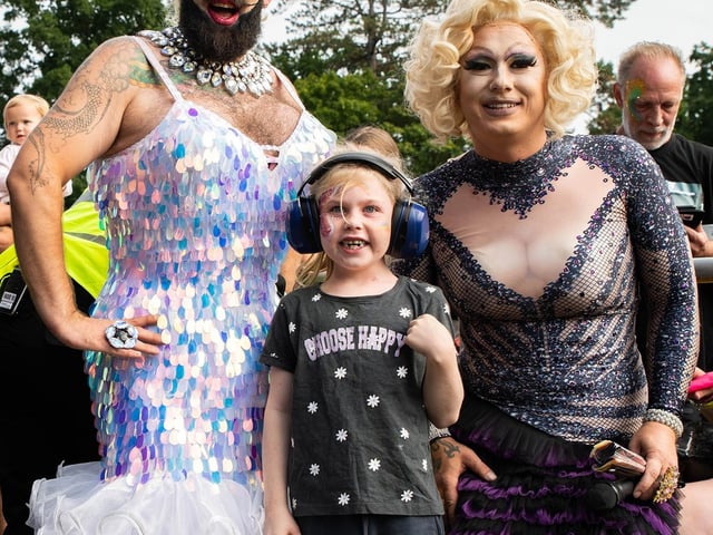 Crawley Pride 2022 - Picture by Geoff Nichols Photography | Instagram @geoffnphoto | Twitter @geoffnicphoto
