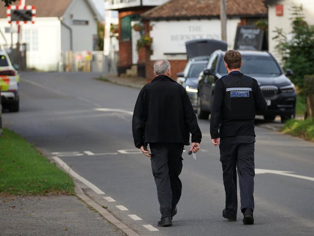 Motorists urged to avoid Berwick as police respond to robbery
