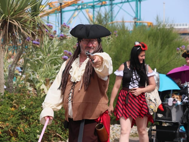 Hastings Pirate Day 2022. Photo by Roberts Photographic.