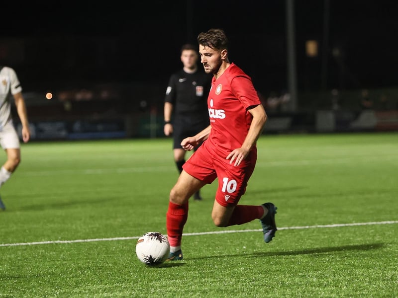 Worthing beat Welling in the National League South at Woodside Road