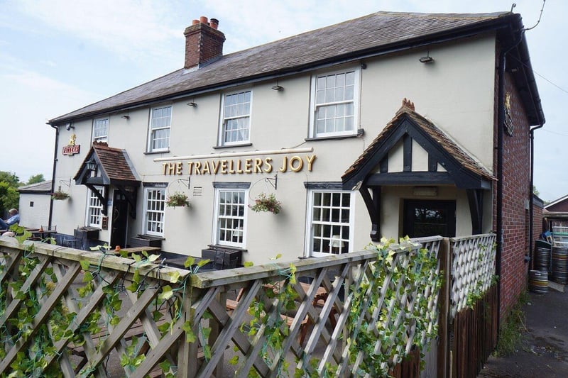 The Traveller's Joy on 325 Main Road Southbourne, Emsworth claims second place. The pub is rated 4 stars out of 5 on Tripadvisor and has 355 reviews to its name. It's highlights are a lovely fish and chips along with other notable pub grub dishes.
