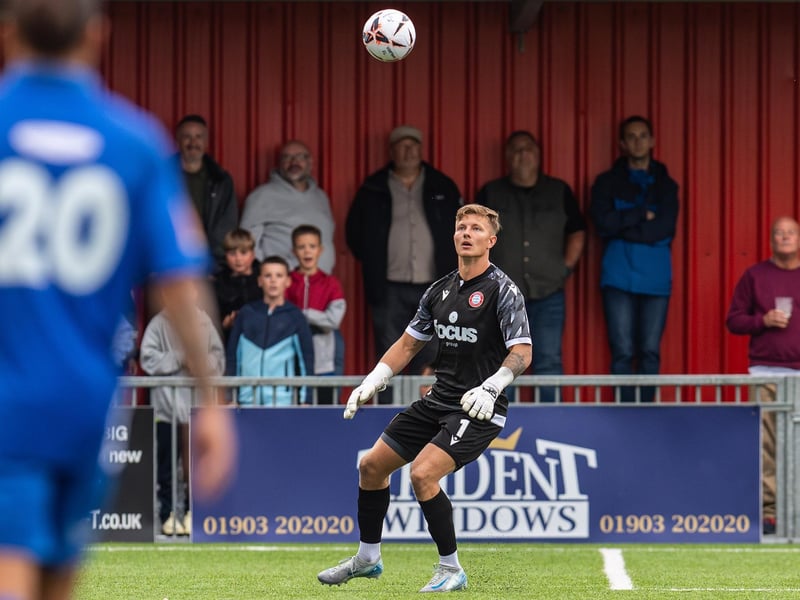 Worthing v Hornchurch in the National League South