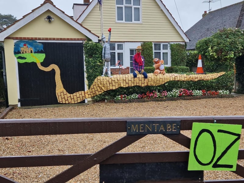 Ferring Scarecrow Festival from October 26 to November 3, 2024, is a feast for the eyes and the senses, with interactive displays and comical scenes to delight and amuse people of all ages. Purchase a map for £1 at The Orange Tree and support the fundraising for The Community Dementia Hive at Beehive Care in Ferring.