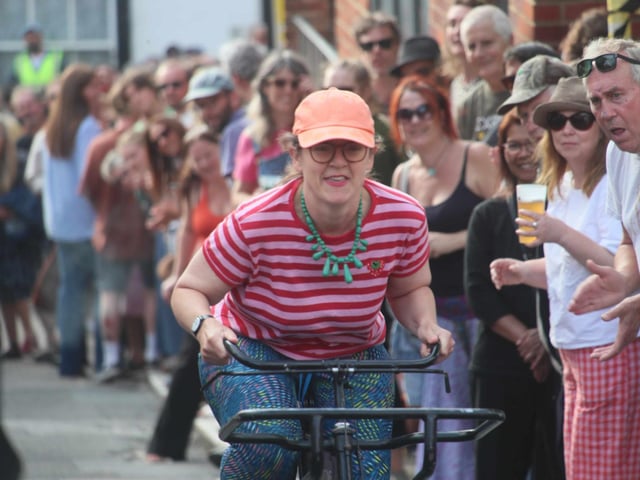 Hastings Old Town Carnival Week 2025: Bike Race. Photo by Roberts Photographic.