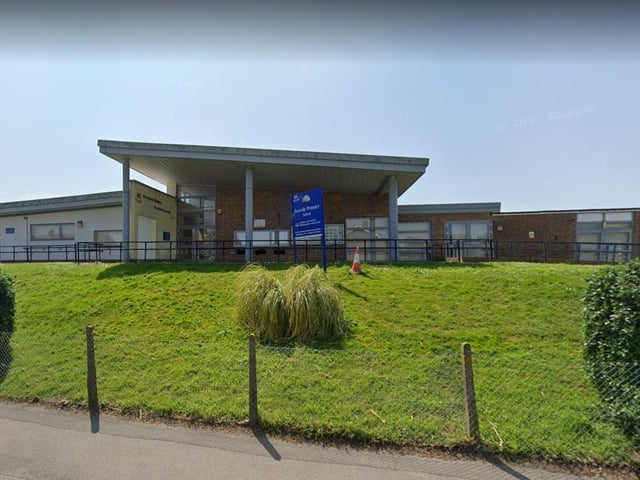 At Seaside Primary School, 86% of parents who made it their first choice were offered a place for their child. A total of 14 applicants had the school as their first choice but did not get in.